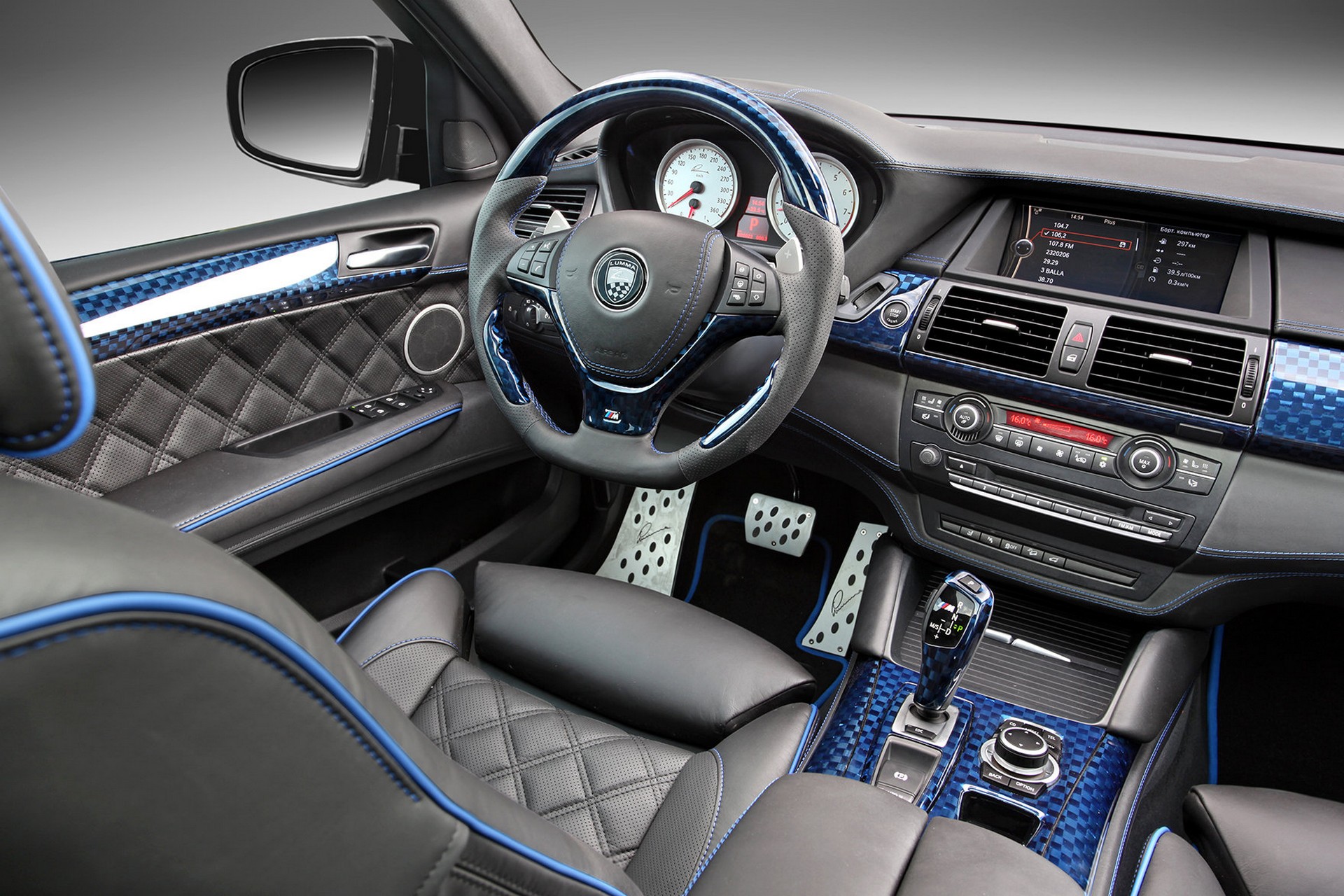 X7 сделать. BMW x7 Interior. BMW x7 Lumma салон. BMW x6 салон. BMW x7 m50i салон.